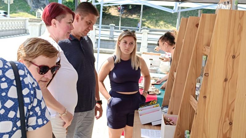 Máris eltűnt a parajdi só a miskolci termelői vásár kínálatából, de ne csüggedj! Helyette egy izgalmas alternatíva vár rád! - Fedezd fel a részleteket fotókon és videókon keresztül!