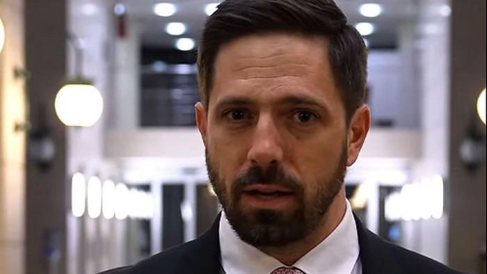 Magyar Levente: A vajdasági magyar gazdálkodók és vállalkozók számára új lehetőségek nyíltak meg a kormány támogatásával, amely segíti őket vállalkozásaik fejlesztésében.