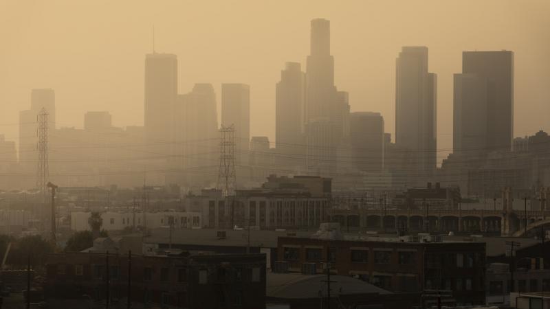 A Los Angeles környékén pusztító erdőtüzek áldozatait várhatóan komoly biztosítási megrázkódtatások érhetik.