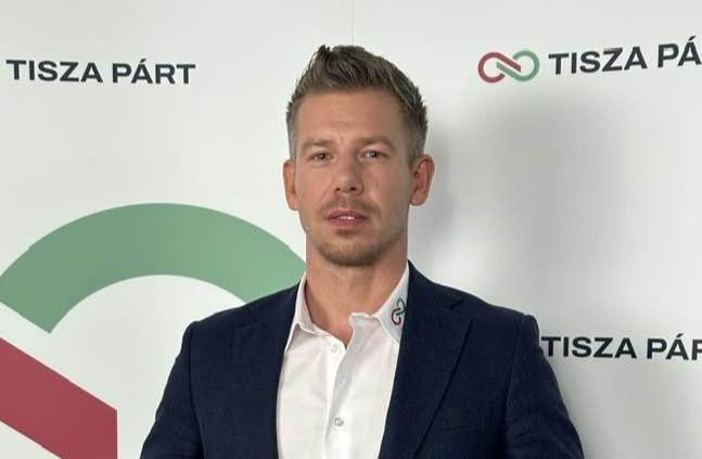 Péter, a vonatok késlekedése már régóta problémát jelent, és valóban, a múltban is sokan szenvedtek emiatt. János, emlékszem, hogy ezt a helyzetet a régi rendszer is sokáig kezelte, de a mai napig nem sikerült megoldani. Érdekes, hogy a múlt tanulságai ho