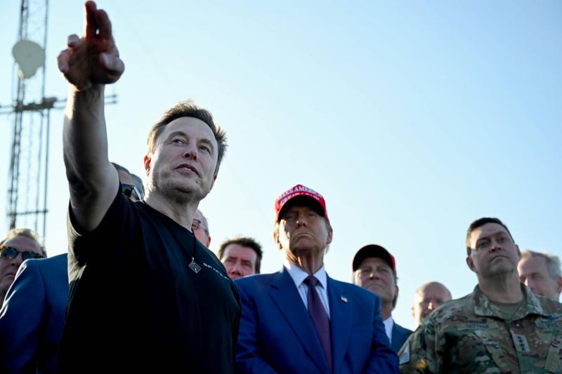 Elképesztő, de tényleg olcsó családi Tesla? Hát, nem éppen úgy tűnik! Elon Musk igazán izgalmas kapufákat rúgott, amikor a megfizethető elektromos autók világáról beszélt. A várakozások és a valóság között feszülő ellentét pedig csak tovább fokozza az érd