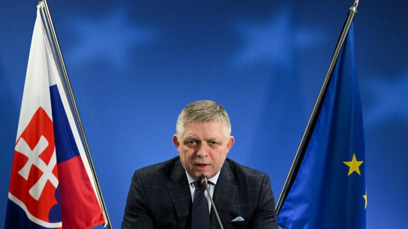 A szlovák kormány elvetette az Oroszország ellen bevezetendő újabb szankciós csomagot.