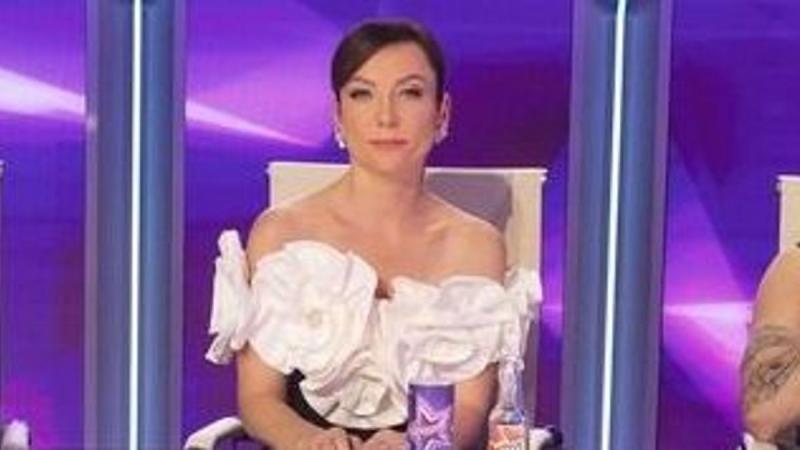 Rúzsa Magdi kislánya elragadó habos-babos ruhában tündököl - Nézd meg a fotót!