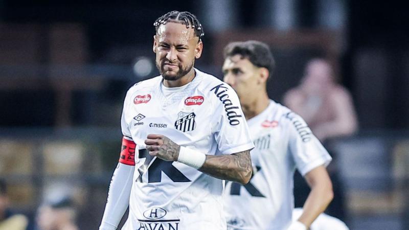 Olyan súlyos vereséget szenvedtek el, hogy Neymar annyira megrendült, hogy könnyekben tört ki - a mérkőzés után azonnal menesztették az edzőt (VIDEÓ)