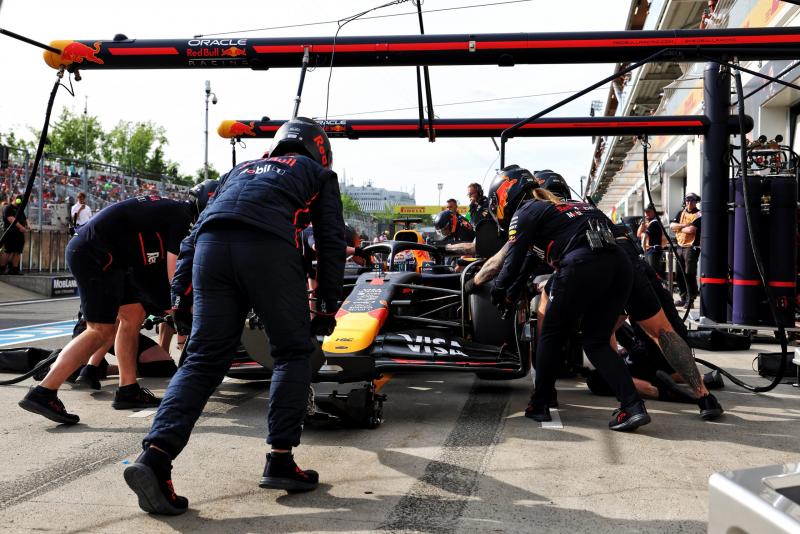 Sajtóhír: Az Audi váratlan lépésként lecsapott Verstappen fő szerelőjére | M4 Sport