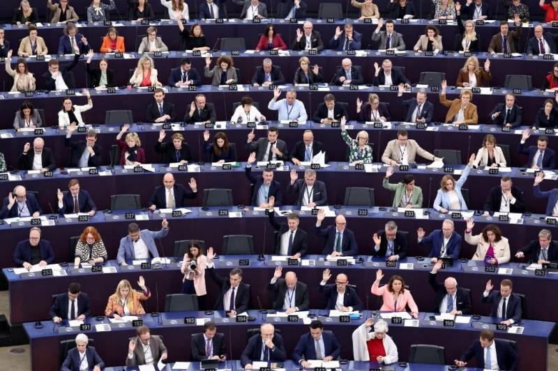 Orosz ügynökök a házban – a légtérsértésekről folyt a diskurzus az Európai Parlament falai között.