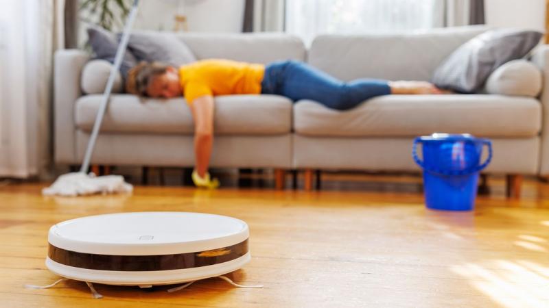 A hazánkban forgalmazott robotporszívó sorsa aggasztó, hiszen nem csupán egy egyszerű termék sorsáról van szó. Ez a hír messze túlmutat a technológiai újításokon; tükrözi a társadalmi és gazdasági folyamatokat, amelyek a digitális korszakban zajlanak. A r