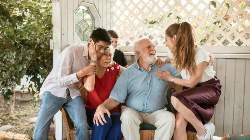 A férfi teljesen felháborodott ezen a lépésen: készül kidobni a házból az anyósát.